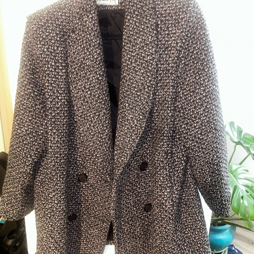 Women's Black and soft pink Tweed Coat